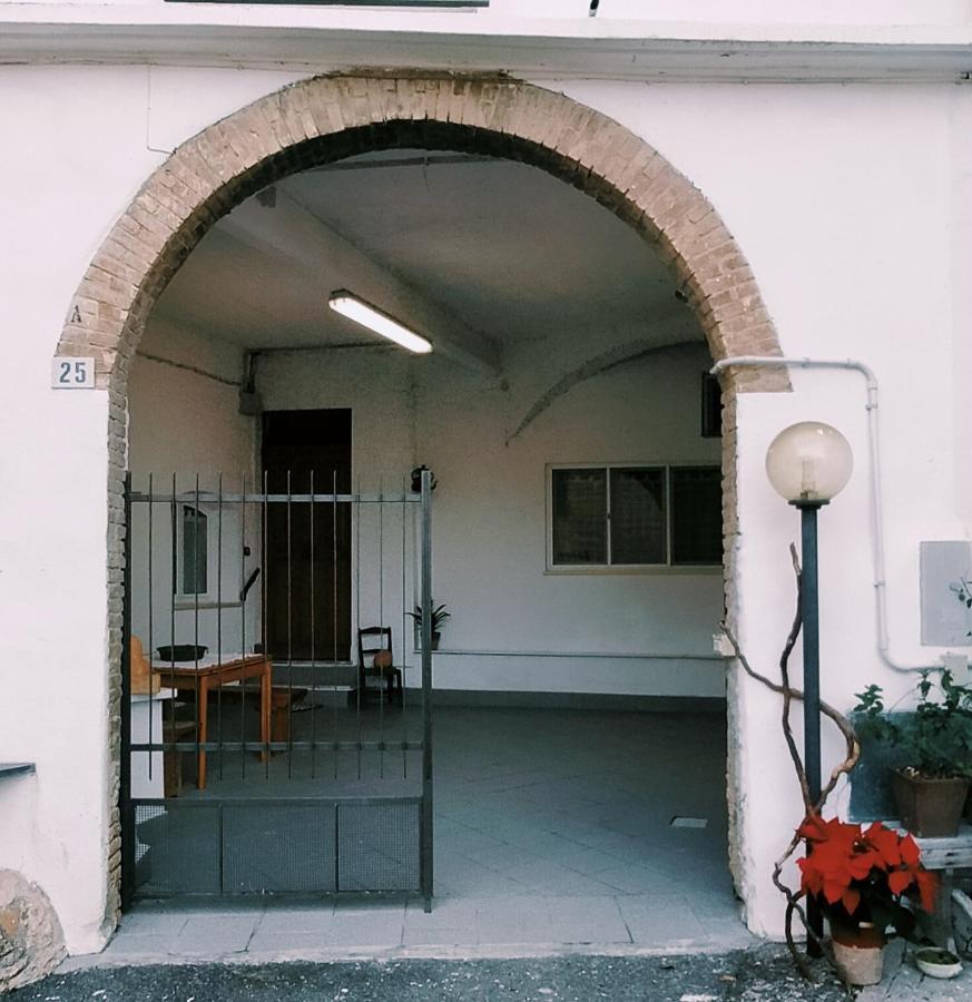 アルベンガ La Loggia Di Naヴィラ エクステリア 写真